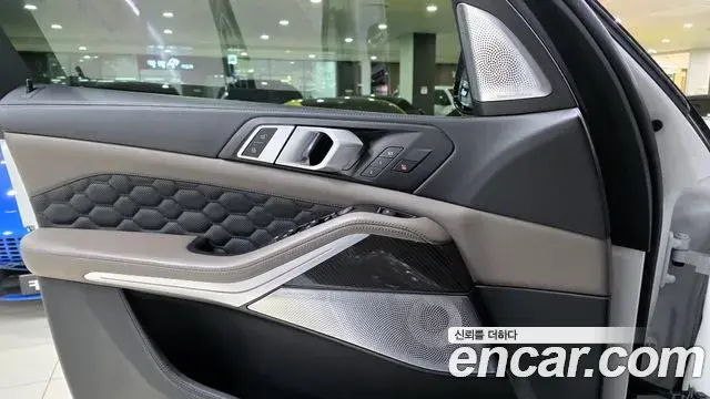 BMW X5M 2022 — ფოტო 1/20