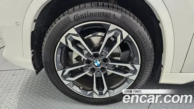 BMW X1 2023 — Şəkil 9/20