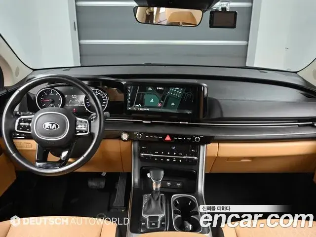 Kia Carnival 2021 — Фото 5/20