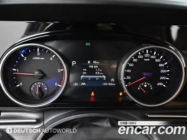 Kia Carnival 2021 — Фото 15/20