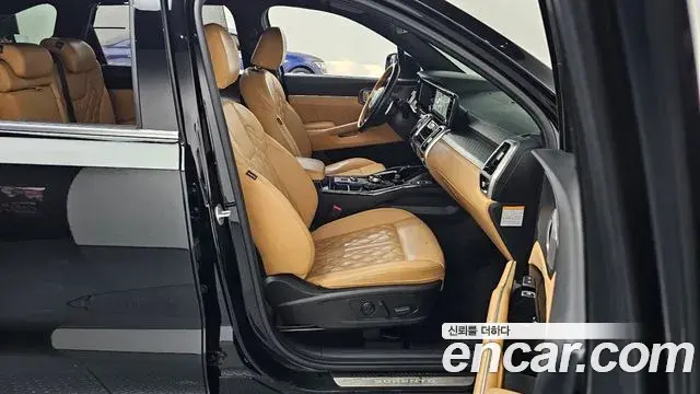 Kia Sorento 2021 — ფოტო 16/20