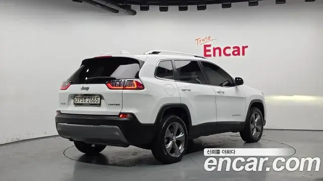 Jeep Cherokee 2021 — Şəkil 4/20