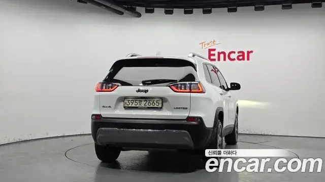 Jeep Cherokee 2021 — Şəkil 3/20