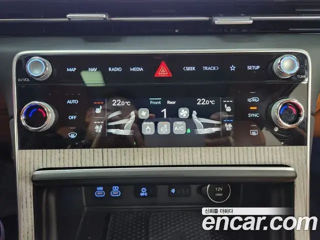 Genesis GV80 2025 — ფოტო 18/20