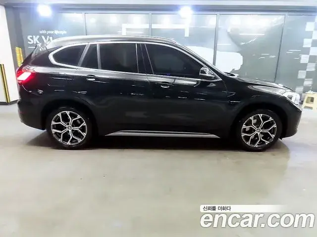 BMW X1 2021 — Photo 9/20