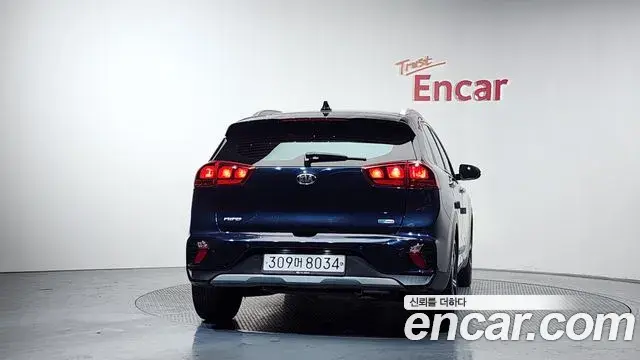 Kia Niro 2019 — Şəkil 1/20