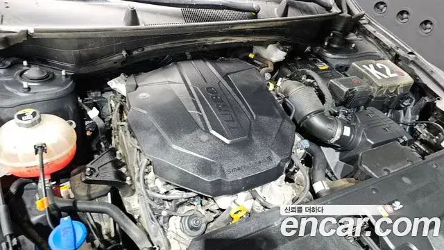 Kia Sportage 2022 — ფოტო 17/20