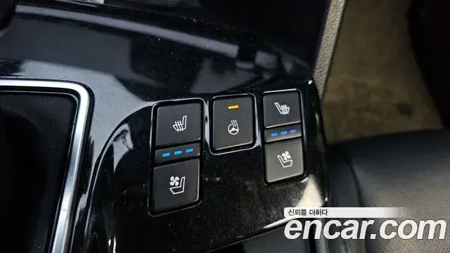 Kia Sportage 2022 — ფოტო 11/20
