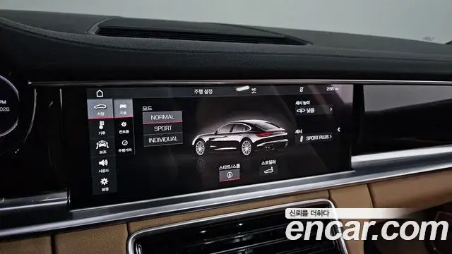 Porsche Panamera 2018 — ფოტო 20/20