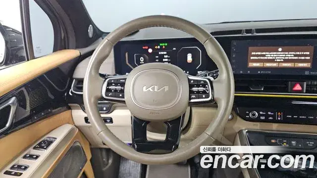 Kia Carnival 2024 — Photo 16/20