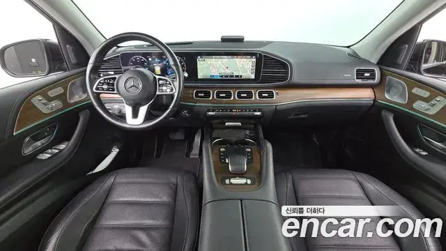 Mercedes-Benz GLE-Class 2020 — Şəkil 18/20