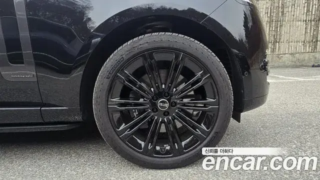 Land Rover Range Rover 2025 — Şəkil 8/20