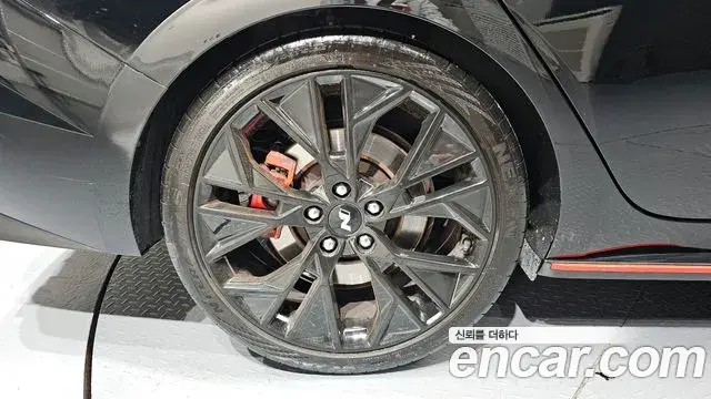 Hyundai The New Avante Hybrid 2022 — Photo 10/20