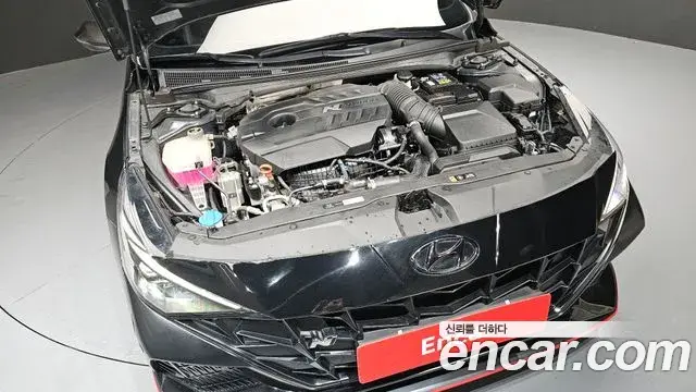 Hyundai The New Avante Hybrid 2022 — Photo 2/20