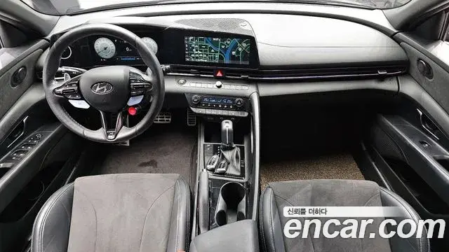 Hyundai The New Avante Hybrid 2022 — Photo 16/20