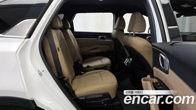 Kia Sorento 2025 — Photo 4/20