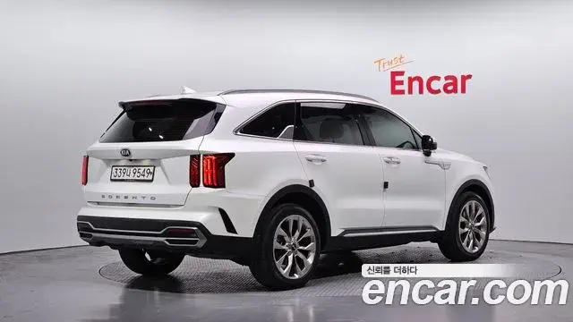 Kia Sorento 2021 — Photo 7/20