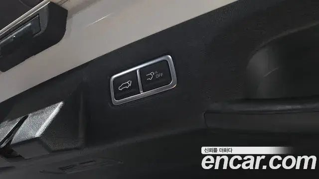 Kia Sorento 2024 — ფოტო 17/20