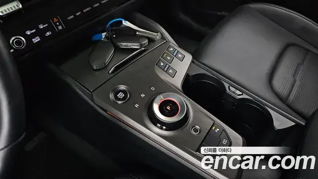 Kia Sportage 2025 — ფოტო 2/20