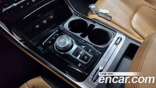 Kia Carnival 2022 — Фото 9/20