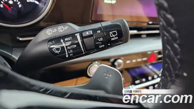 Kia Carnival 2022 — Фото 18/20