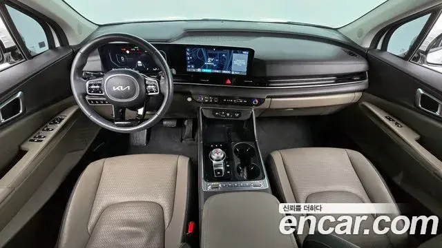 Kia Carnival 2024 — ფოტო 18/20