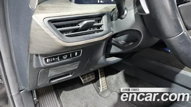 Kia K8 2023 — Şəkil 8/20
