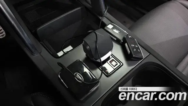 Land Rover Discovery Sport 2025 — Şəkil 2/20