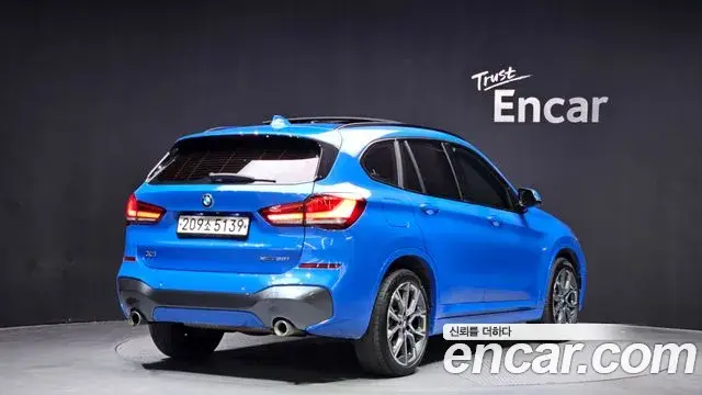 BMW X1 2022 — ფოტო 5/20