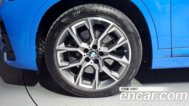 BMW X1 2022 — ფოტო 20/20