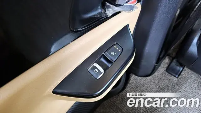 Kia Carnival 2021 — Photo 3/20