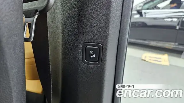 Kia Carnival 2021 — Photo 6/20