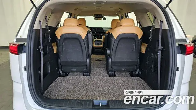 Kia Carnival 2021 — Photo 20/20