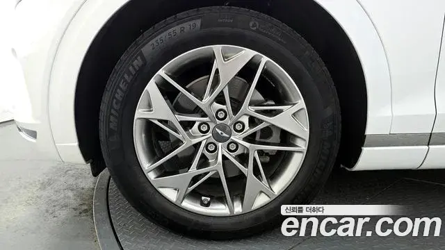 Genesis GV70 2021 — ფოტო 5/21