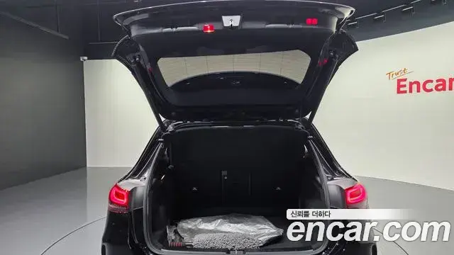 Mercedes-Benz GLA-Class 2022 — Photo 6/20