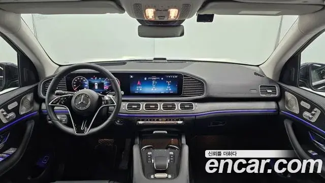 Mercedes-Benz GLE-Class 2025 — Photo 9/20