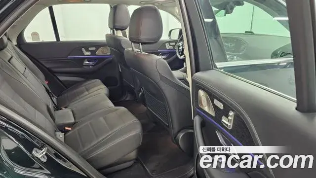 Mercedes-Benz GLE-Class 2025 — Photo 4/20