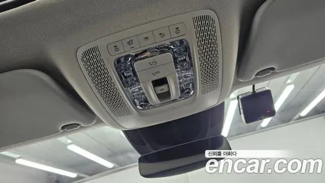 Mercedes-Benz GLE-Class 2025 — Photo 11/20