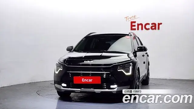 Kia Niro 2022 — Фото 3/20