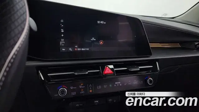 Kia Niro 2022 — Фото 16/20
