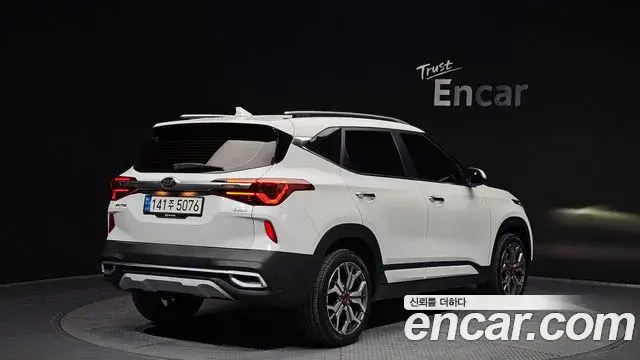 Kia Seltos 2021 — Photo 5/20