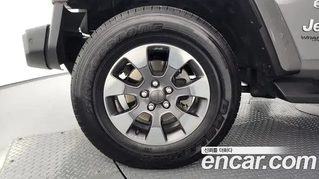 Jeep Wrangler 2020 — Photo 2/20