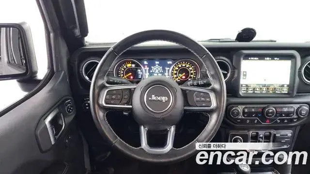 Jeep Wrangler 2020 — Photo 9/20