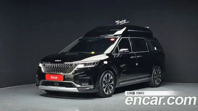 Kia Carnival 2021 — Photo 1/20