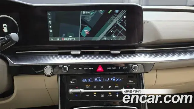 Kia Carnival 2021 — Photo 15/20