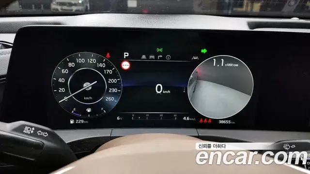 Kia K8 2022 — Photo 8/20