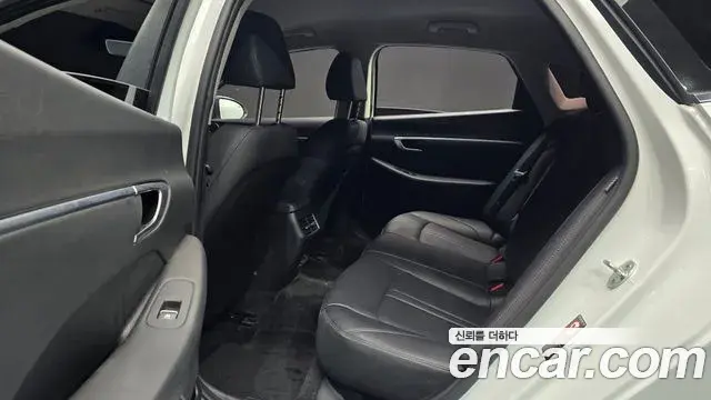 Hyundai Sonata Hybrid 2019 — ფოტო 15/20