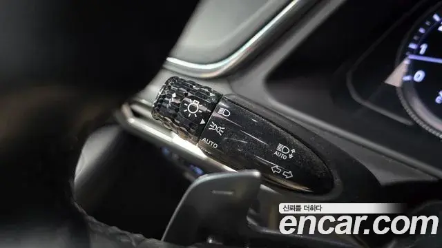 Hyundai Sonata Hybrid 2019 — ფოტო 14/20