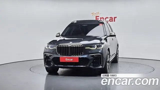BMW X7 2022 — Photo 15/20