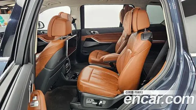 BMW X7 2022 — Photo 8/20